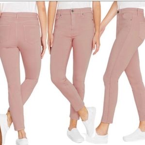 David Britton Buffalo Aubrey Jean.